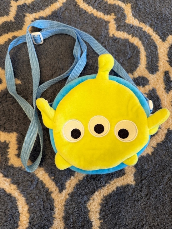 Disney Handbags - Alien Plush Crossbody Pouch